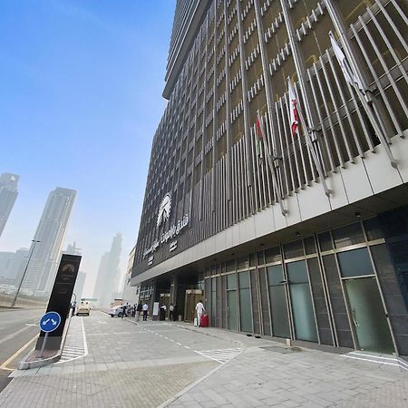 Apartamento Aliving Luxe 2Br With Burj Khalifa View Infinity Pool Midtown-4704 Dubái Exterior foto
